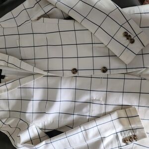 Banana Republic Size 2 Cream Navy Windowpane Blazer. Like New.